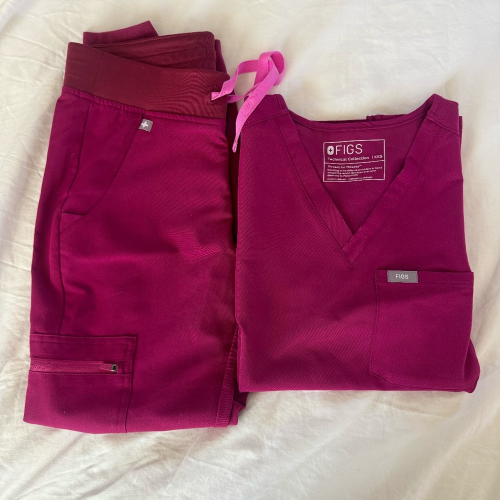 FIGS Scrub Set Zamora Jogger + Catarina Top - Dark Magenta - XXS/XXSP - NWOT